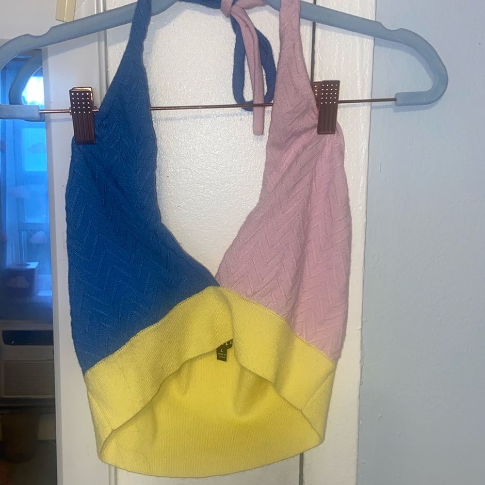 NWOT Blue Blush sweater halter crop top. Size large. Never worn